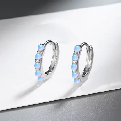 Boucles d'Oreilles Créoles – Argent S925 & Opale Blanche – Design Minimaliste – Image 2