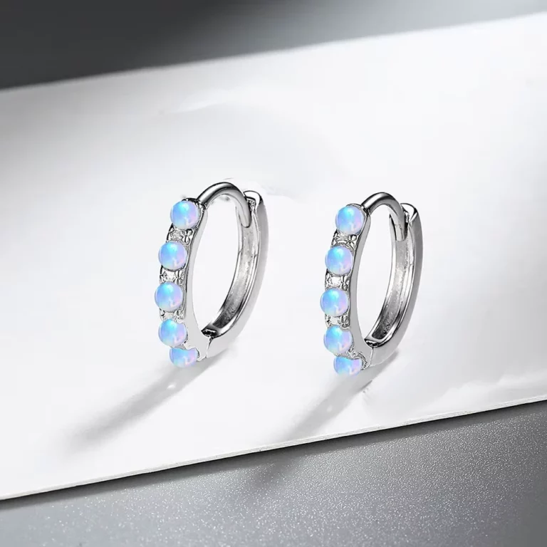 Boucles d'Oreilles Créoles – Argent S925 & Opale Blanche – Design Minimaliste – Image 2
