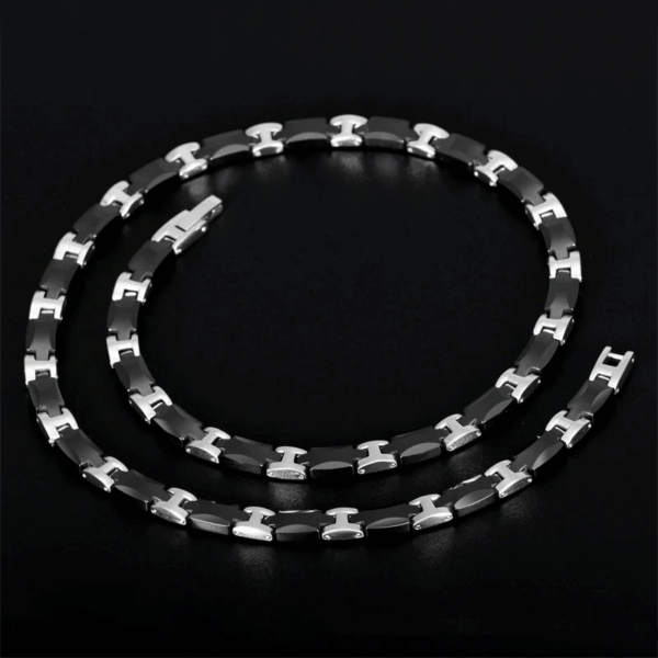 Collier "Geometric Dash" en acier plaqué titane et céramique avec disques d’hématite noire