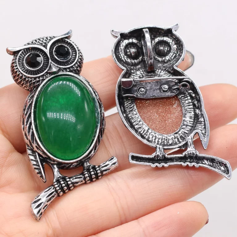 Broche « Chouette de Sagesse » en pierre naturelle (env. 45 mm) – Image 2