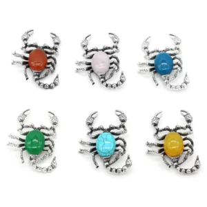 Broche « Scorpion Totem » en pierre naturelle (env. 50 mm)