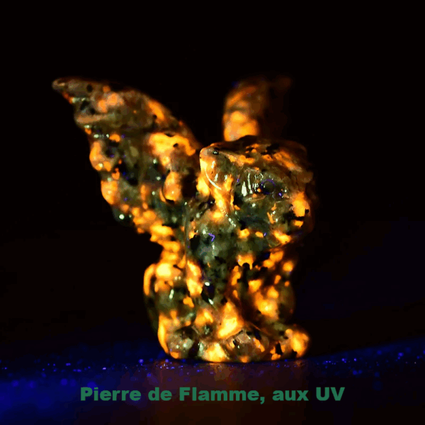 Gargouille Gardienne en Pierre Naturelle – Sculpture Protectrice (4 cm) – Image 3
